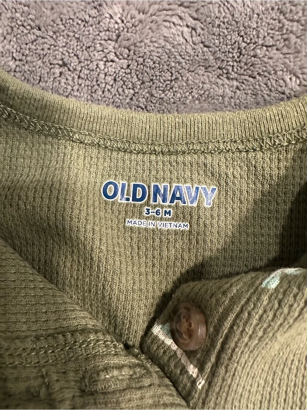 Old Navy Green Dino Ribbed Bodysuit & Cream 'Love A Saurus' Sweatshirt Set